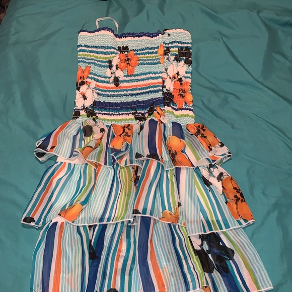 Tube top dress - Picture 1 of 1